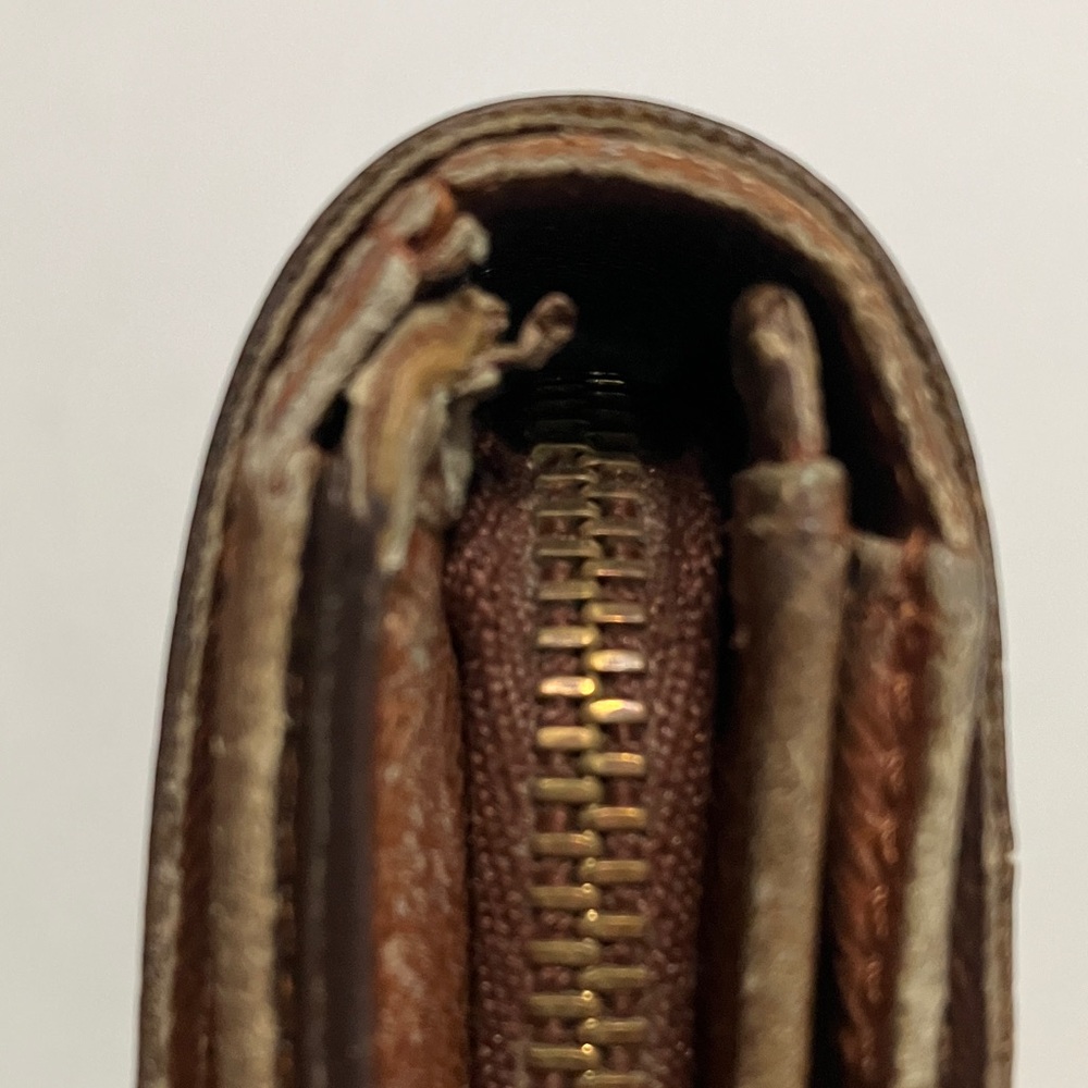 LV MONOGRAM WALLET - Picture 8 of 13